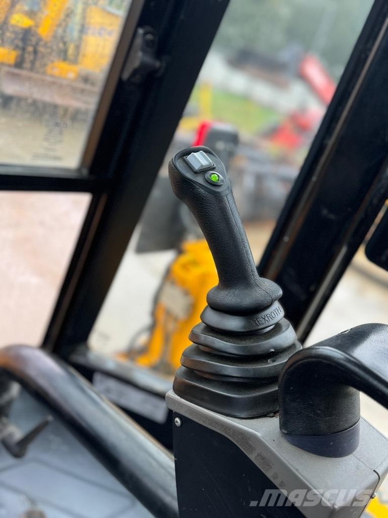 JCB 3 CX / compact Ekskavatoriniai krautuvai