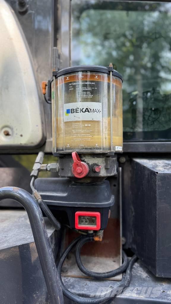 Hitachi ZW 140 Naudoti ratiniai krautuvai