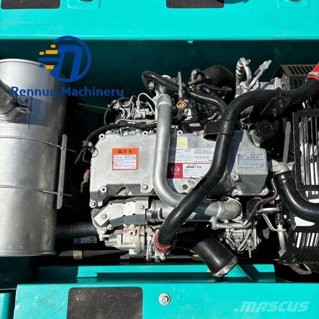 Kobelco SK 200 Vikšriniai ekskavatoriai