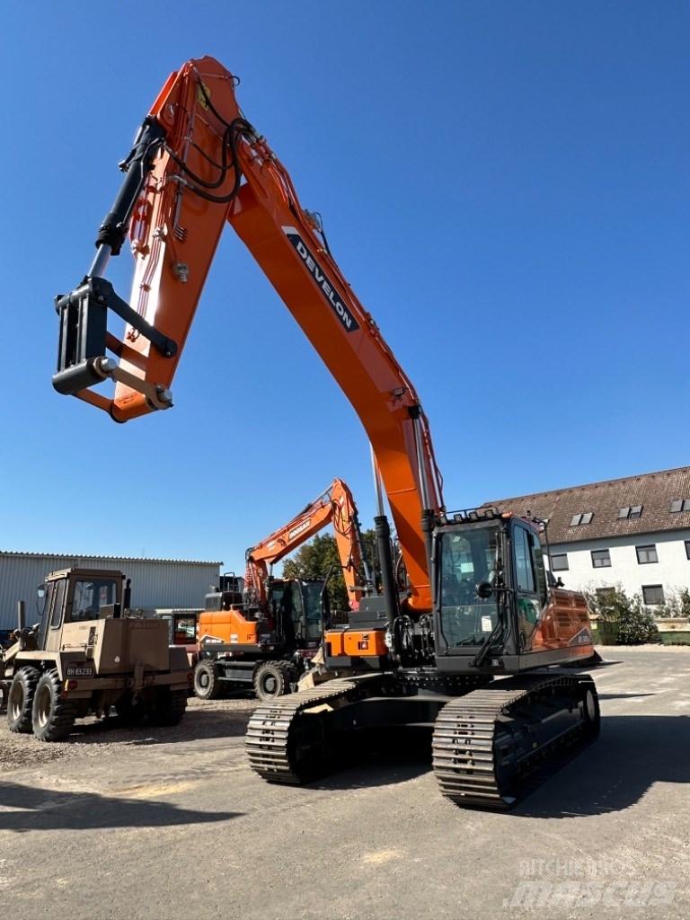 Develon DX300Lc-7 Vikšriniai ekskavatoriai