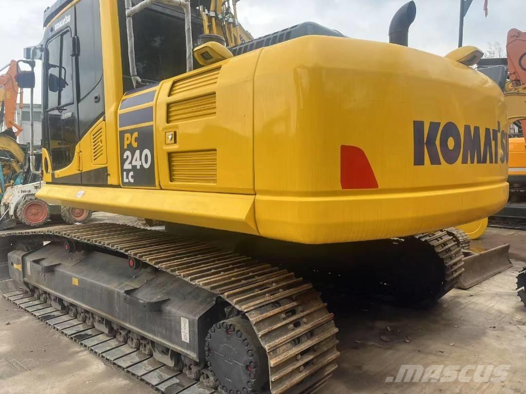 Komatsu PC 240 LC Vikšriniai ekskavatoriai