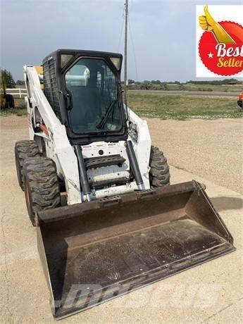Bobcat S 300 Krautuvai su šoniniu pasukimu