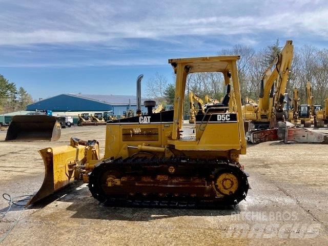 CAT D 5 C Vikšriniai buldozeriai