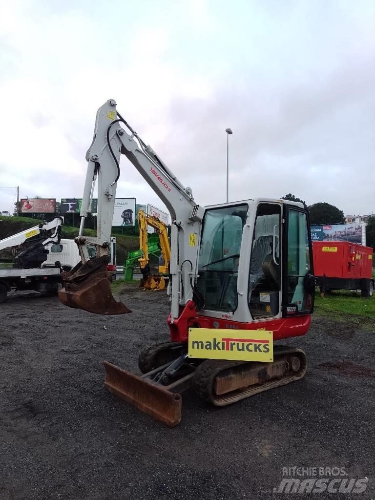 Takeuchi TB228 Mini ekskavatoriai < 7 t