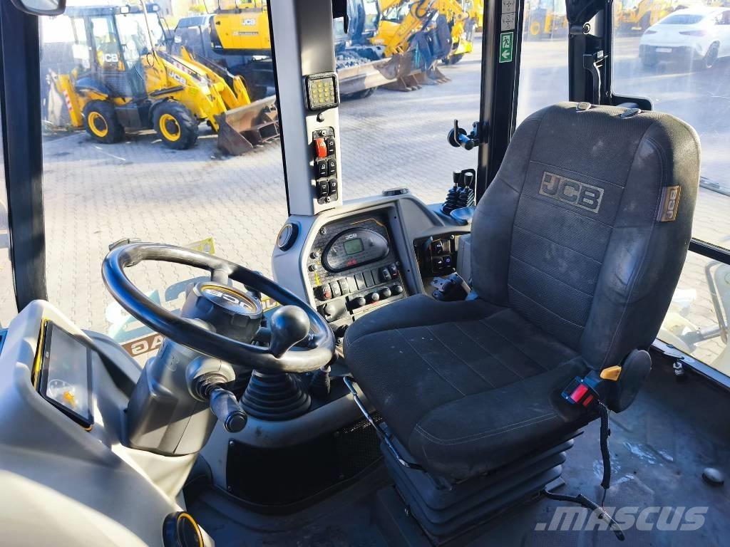 JCB 3CX Compact Ekskavatoriniai krautuvai