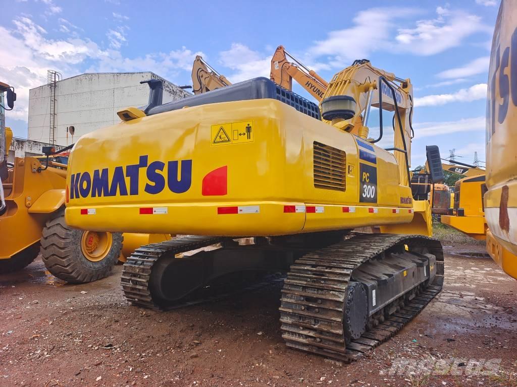 Komatsu PC 300-7 Vikšriniai ekskavatoriai