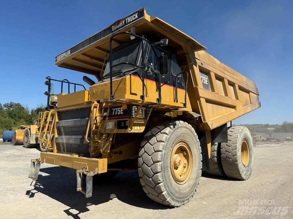 CAT 775 E Atliekų išvežimo technika