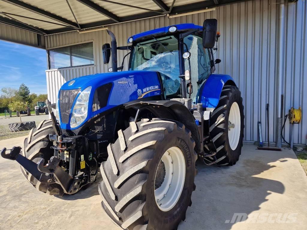 New Holland T 7.235 Traktoriai