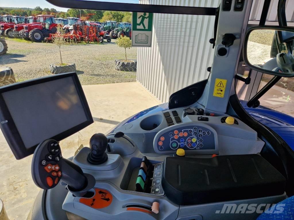 New Holland T 7.235 Traktoriai