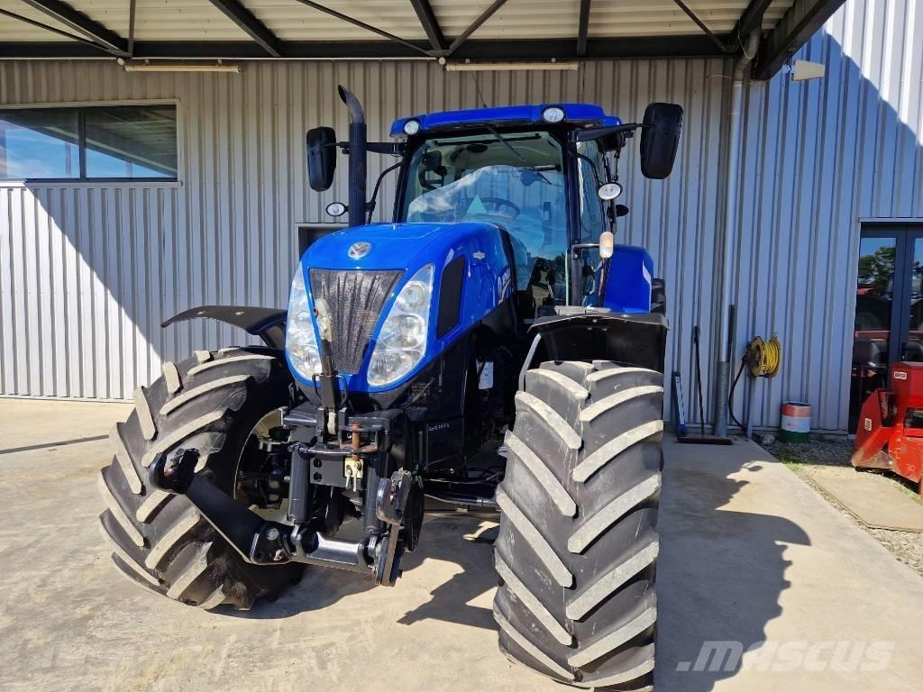 New Holland T 7.235 Traktoriai