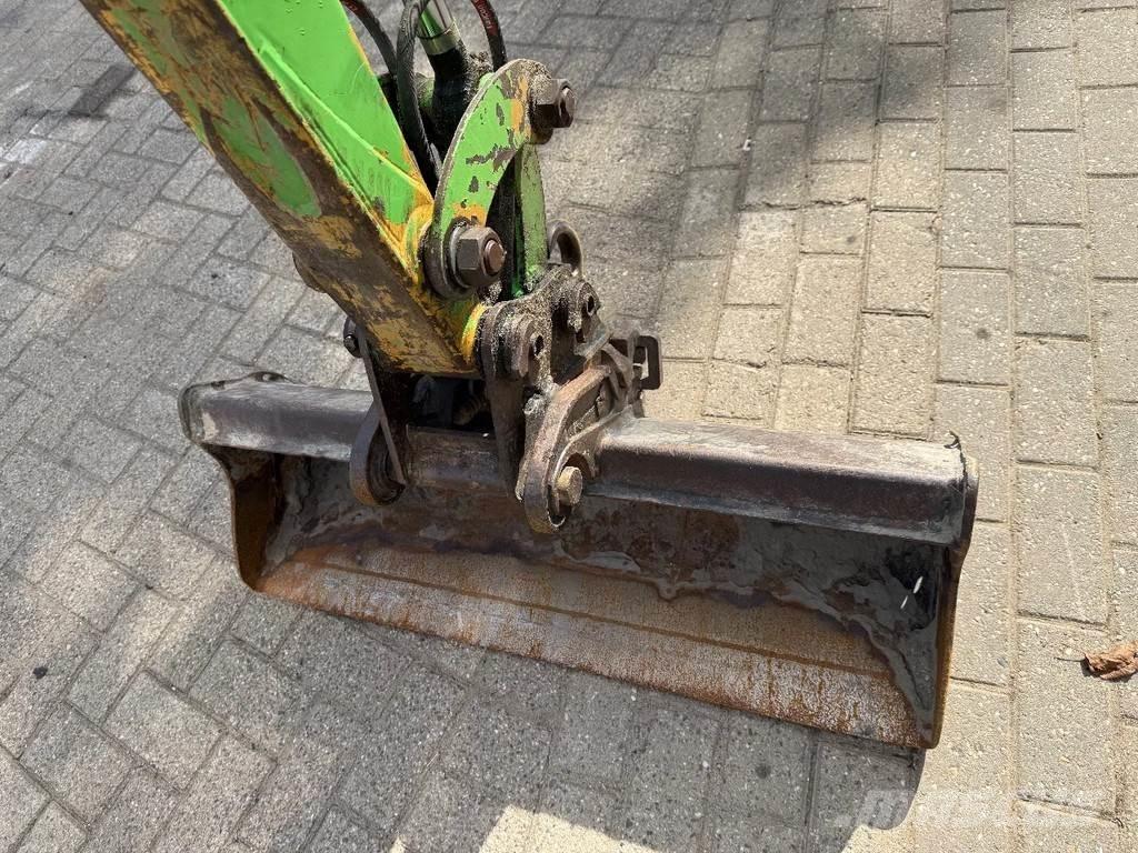CAT 301.7D Mini ekskavatoriai < 7 t