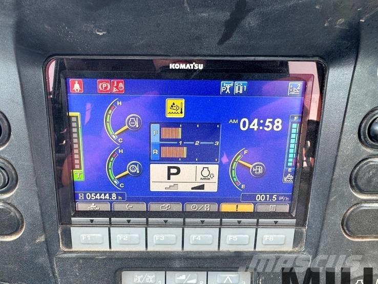 Komatsu D 61 PXi-24 Vikšriniai buldozeriai