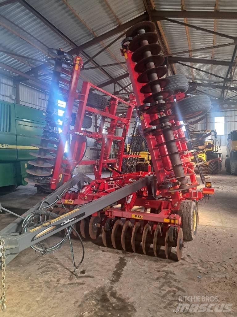 Challenger 4233 Diskinės akėčios