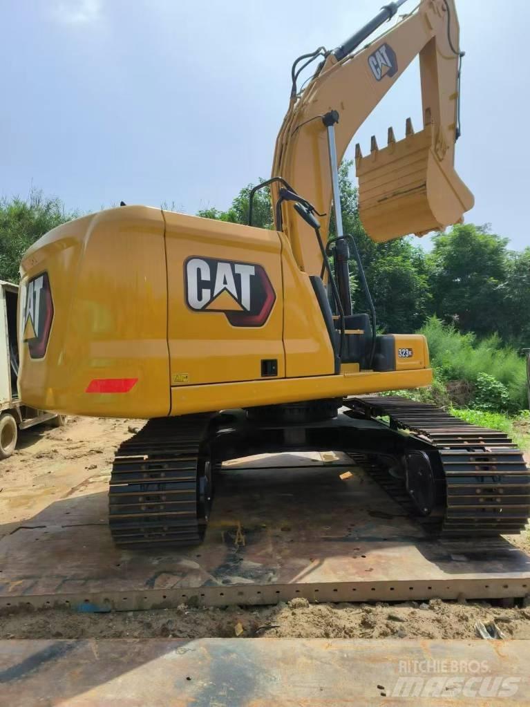 CAT 323 GC Vikšriniai ekskavatoriai