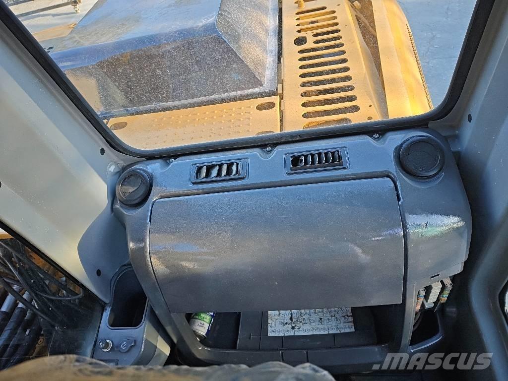 CAT 312 D Vikšriniai ekskavatoriai