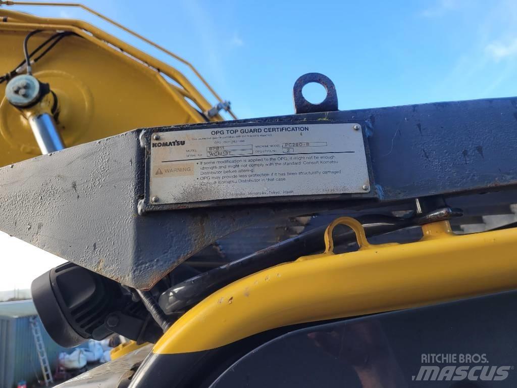 Komatsu PC 210 LC-11 Vikšriniai ekskavatoriai