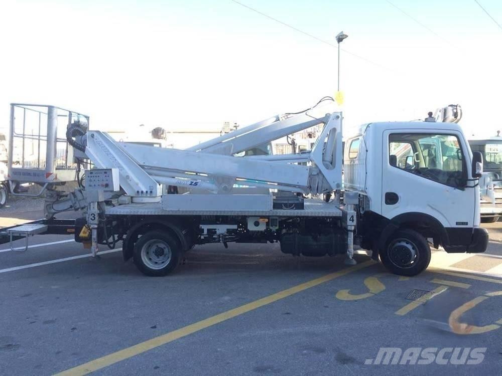 Multitel MX 250 Ant vilkikų montuojamos kėlimo platformos