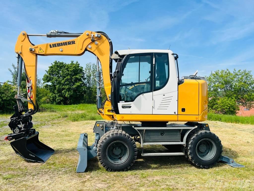 Liebherr A 910 Comp Ratiniai ekskavatoriai