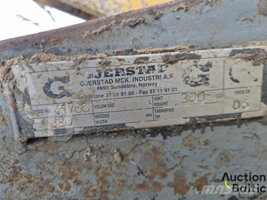 CAT 321 C LCR Vikšriniai ekskavatoriai