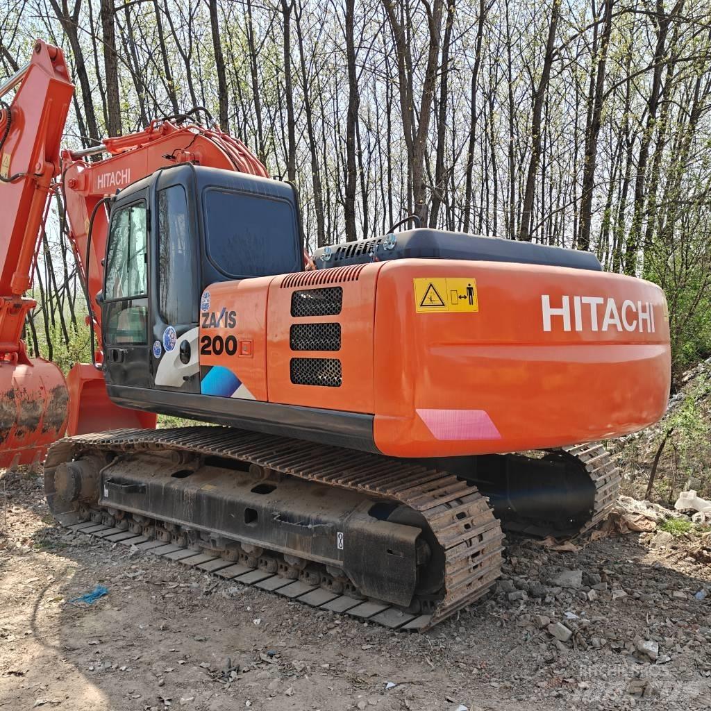 Hitachi 200-5G Vikšriniai ekskavatoriai