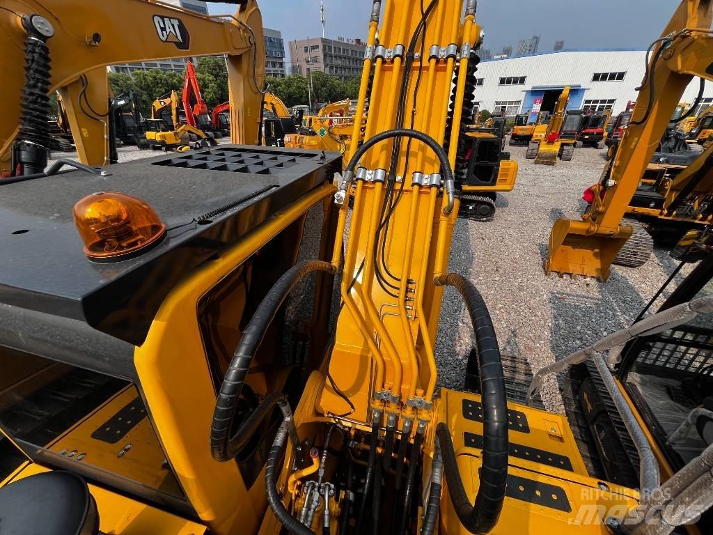Komatsu PC 240 LC-8 Vikšriniai ekskavatoriai