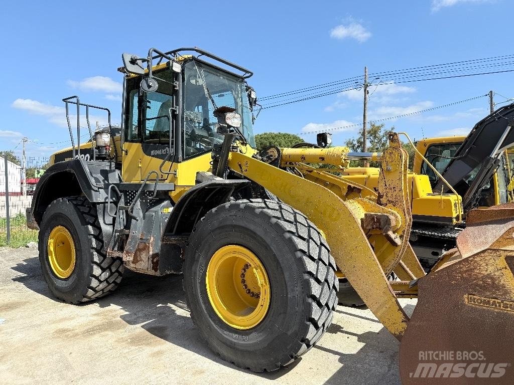 Komatsu WA 380-8 Naudoti ratiniai krautuvai