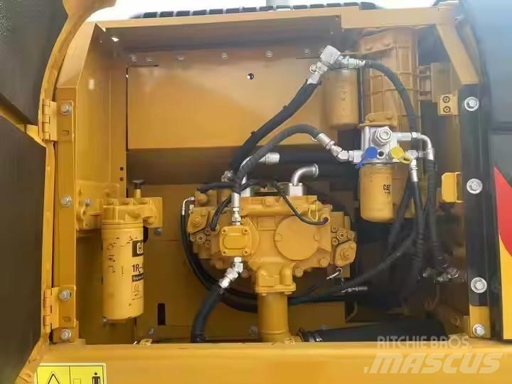 CAT 320 D2 Vikšriniai ekskavatoriai