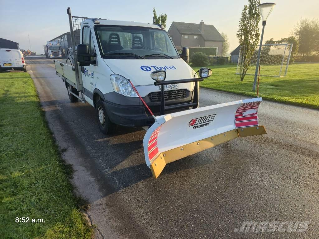 Iveco daily 35 s17 Pikapai / Bortiniai sunkvežimiai