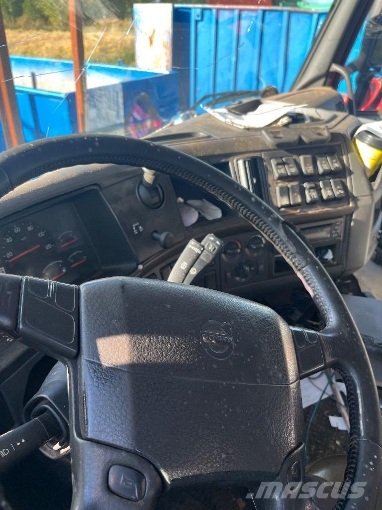 Volvo FH 16 610 Medžių skaldymo, pjovimo ir lupimo įrengimai