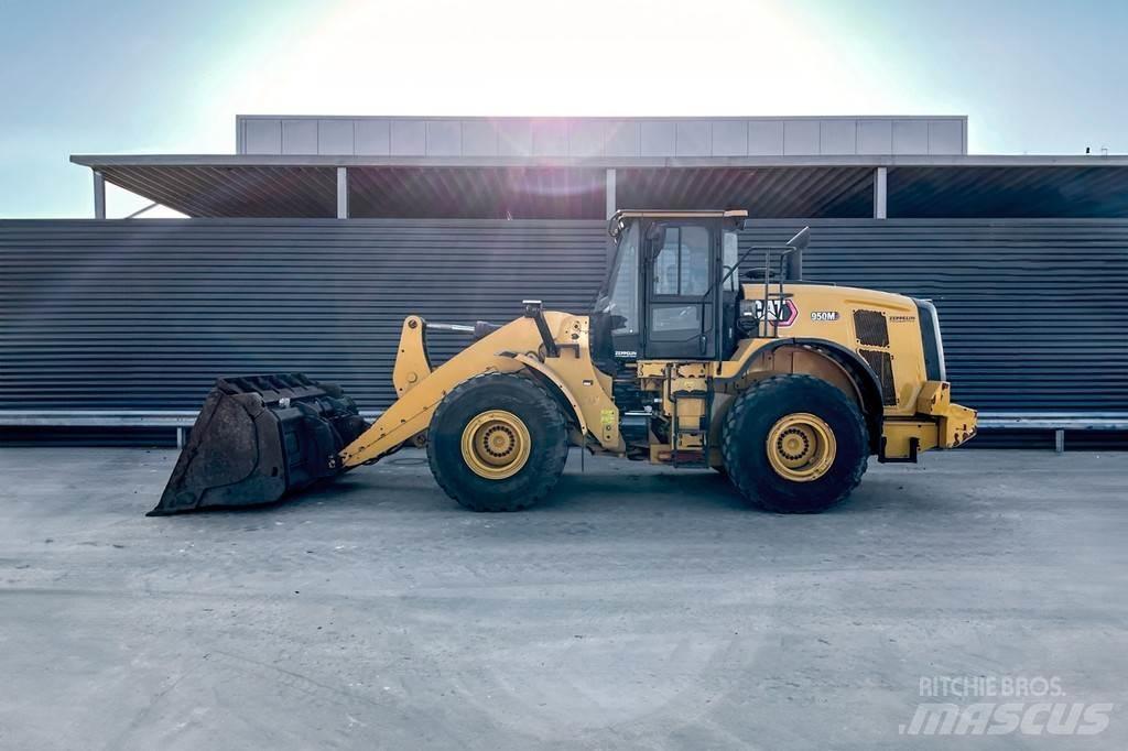 CAT 950M Naudoti ratiniai krautuvai