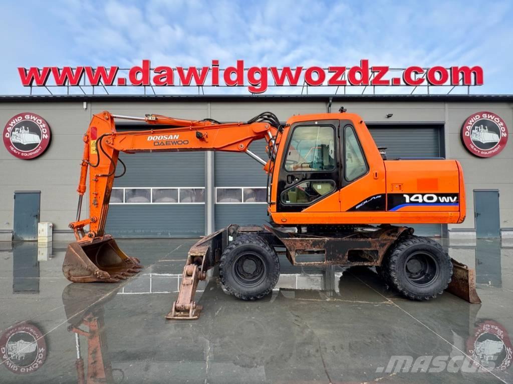 Doosan SOLAR 140W-V Ratiniai ekskavatoriai