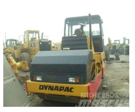 Dynapac CC 422 Porinių būgnų volai