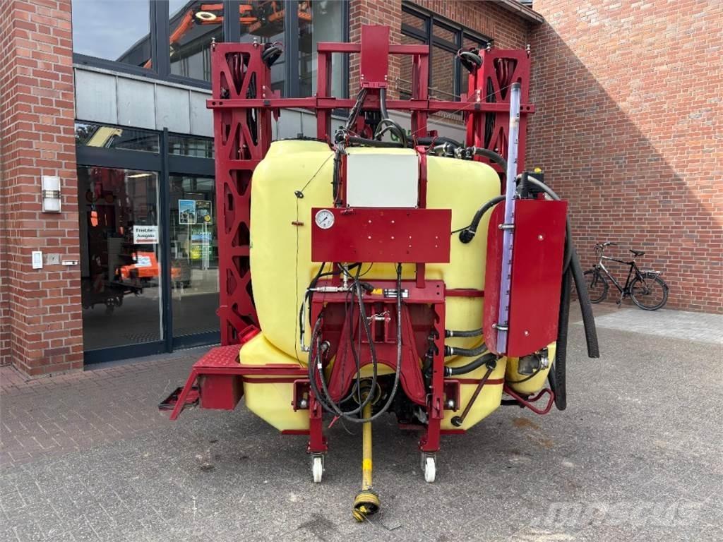 Hardi Master 1200 Prikabinami purkštuvai