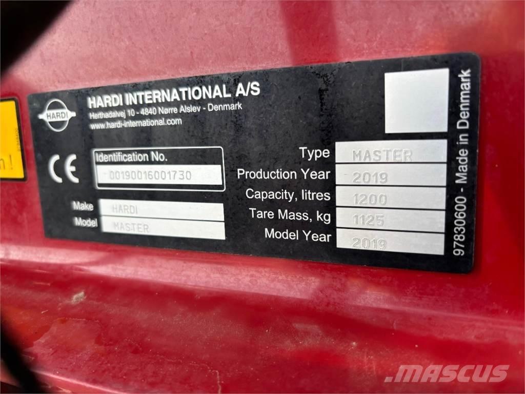 Hardi Master 1200 Prikabinami purkštuvai