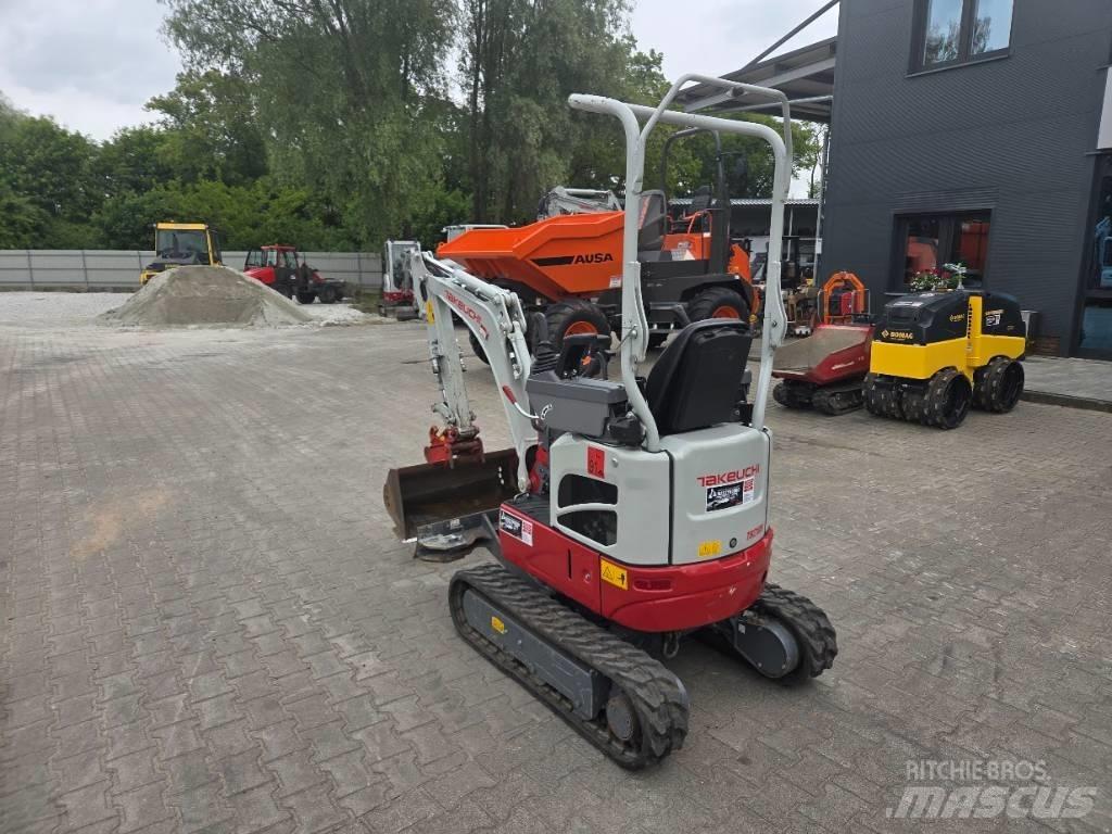 Takeuchi TB 210 R Mini ekskavatoriai < 7 t