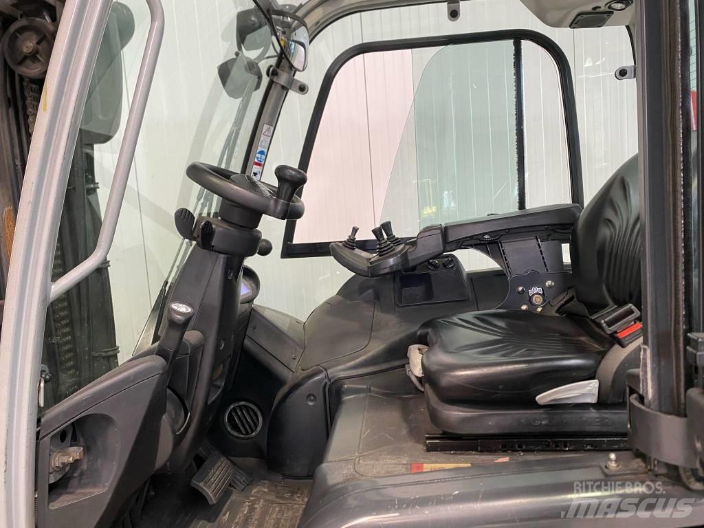 Still RX60-50 Elektriniai šakiniai krautuvai