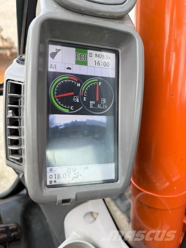 Hitachi ZX 135 US-5B Vikšriniai ekskavatoriai