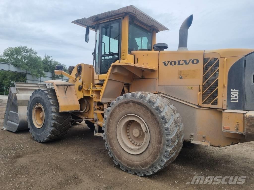 Volvo L 150 F Naudoti ratiniai krautuvai