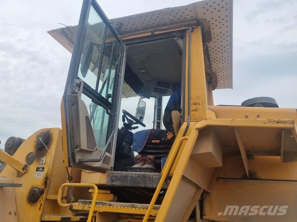 Volvo L 150 F Naudoti ratiniai krautuvai