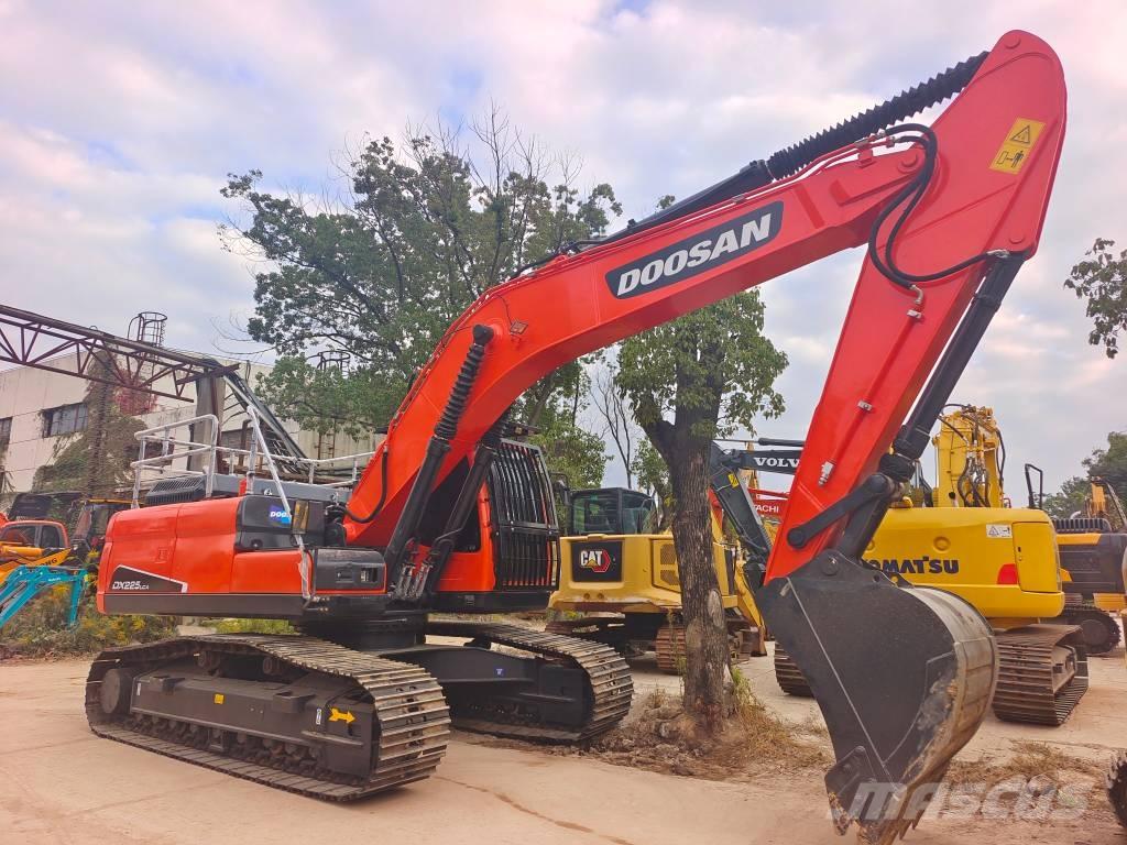 Doosan DX 225LC-9C Vikšriniai ekskavatoriai