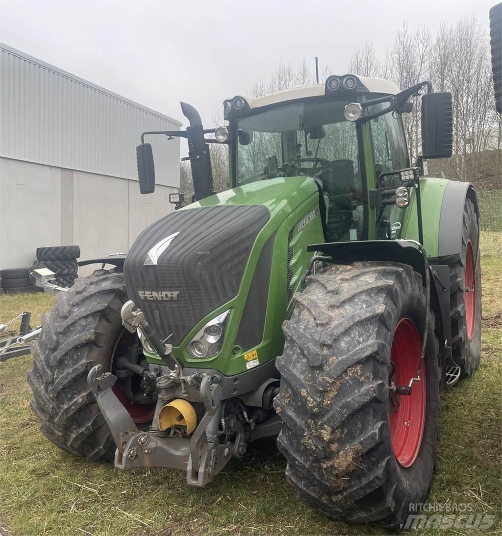 Fendt 933 Vario Traktoriai