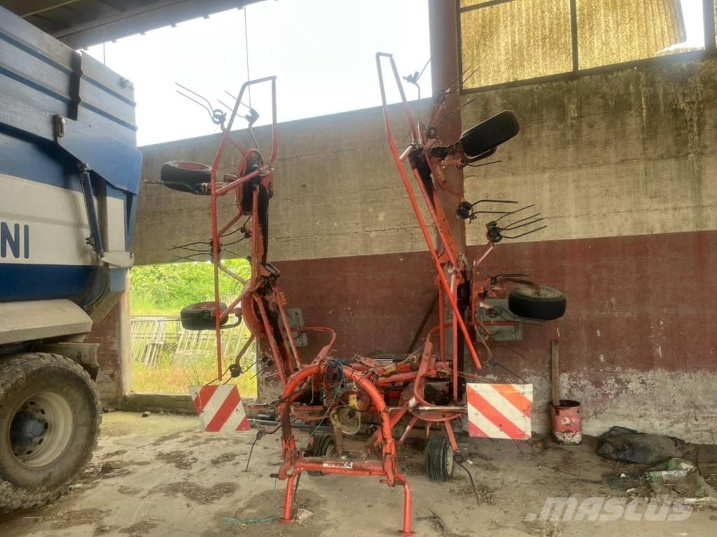 Lely TH 680 Šieno grėbliai ir vartytuvai