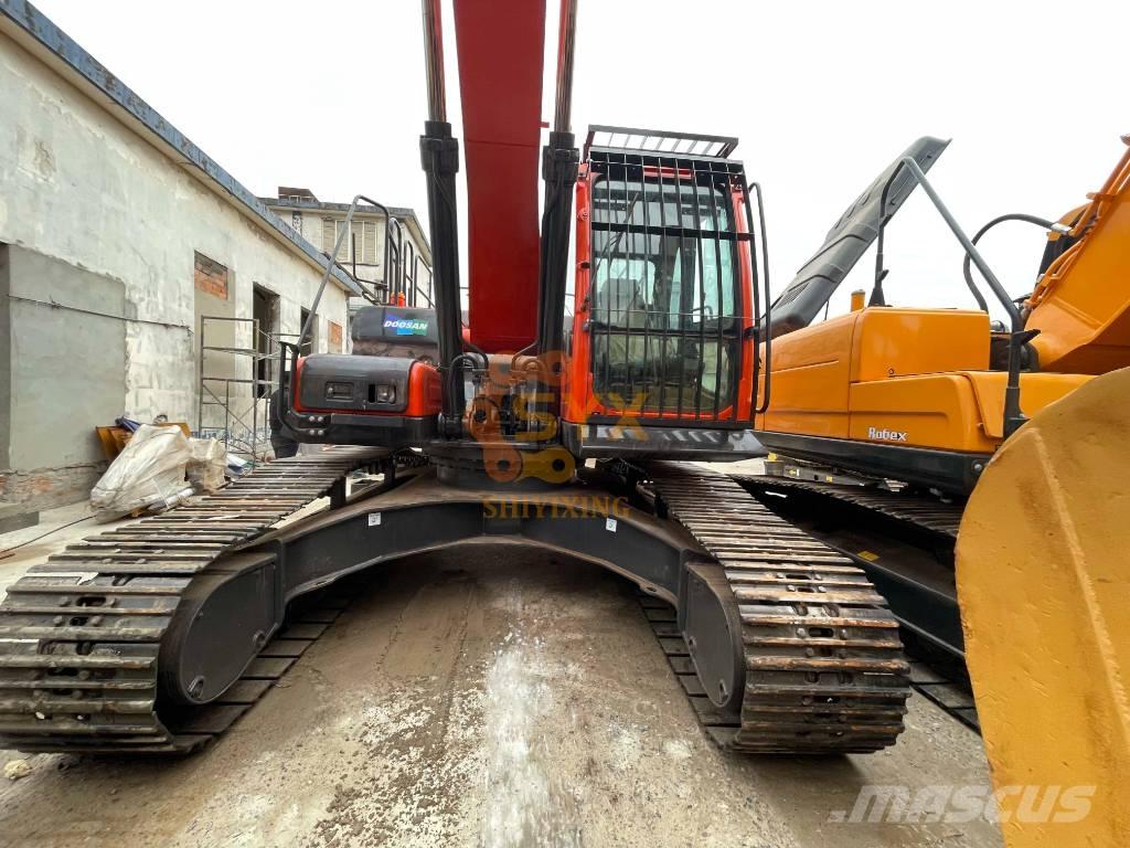 Doosan DX 300LC -9 Vikšriniai ekskavatoriai