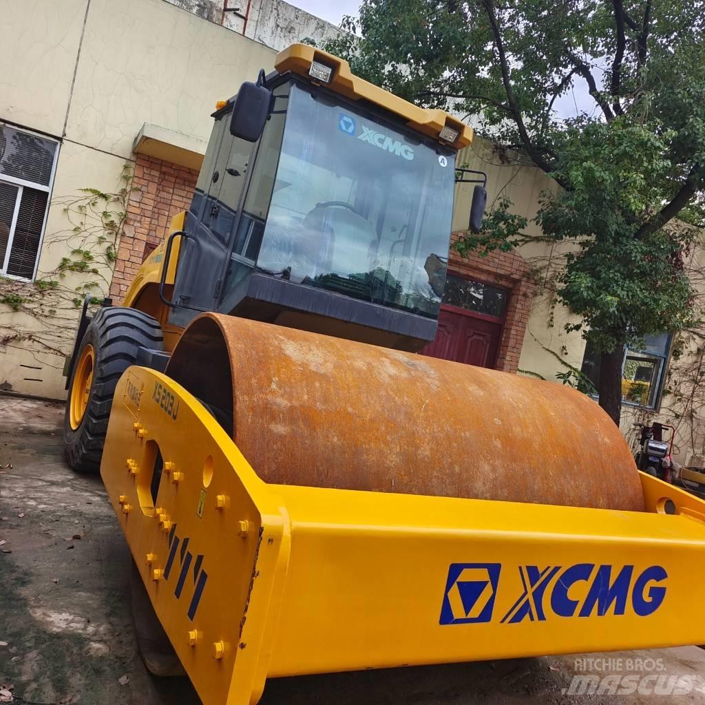 XCMG XS223J Vieno būgno volai