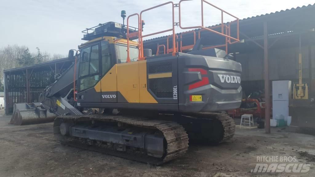 Volvo EC 200EL Vikšriniai ekskavatoriai