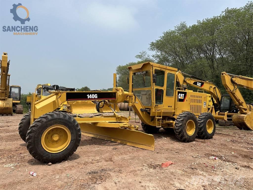 CAT 140 G Greideriai