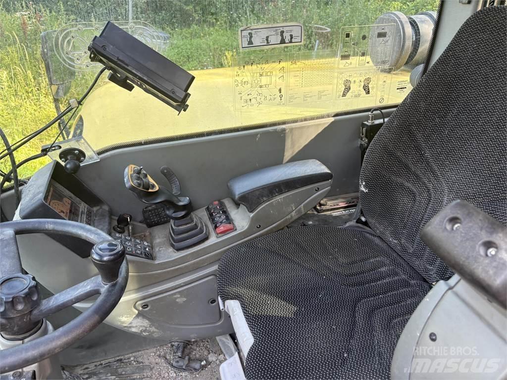 Yanmar B110W Ratiniai ekskavatoriai