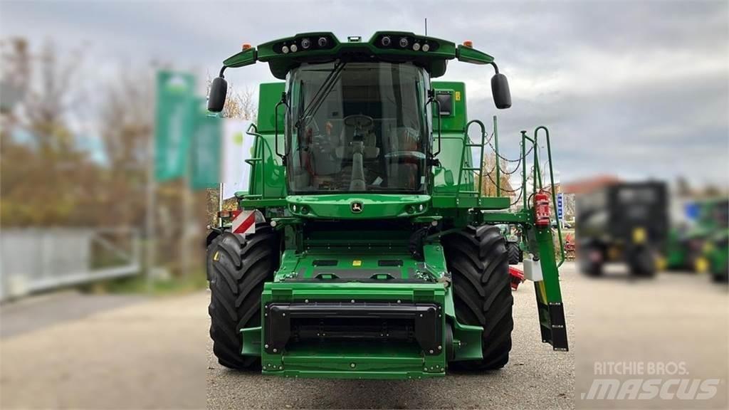 John Deere S770 Derliaus nuėmimo kombainai