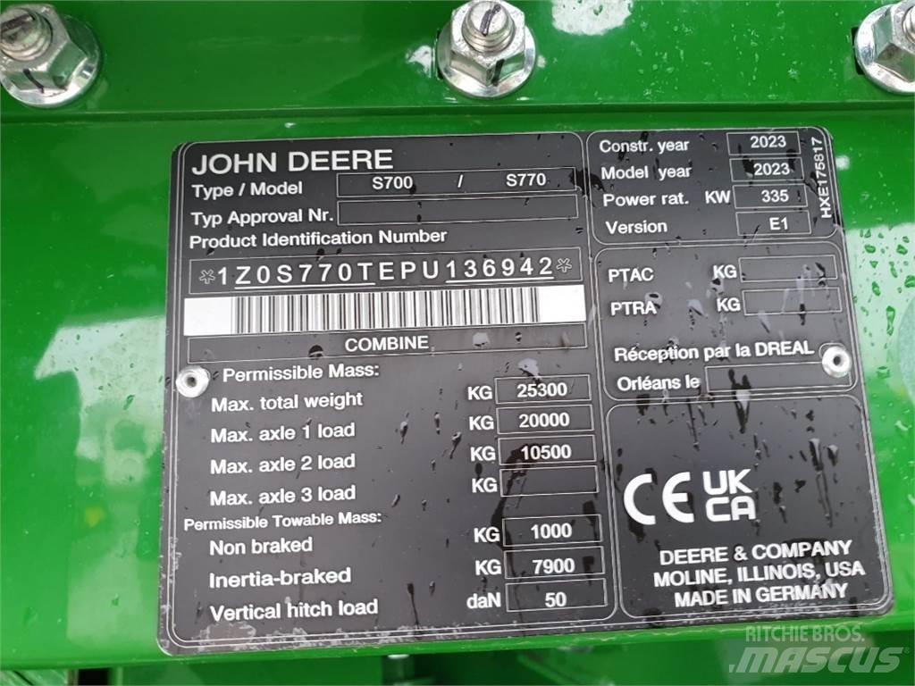 John Deere S770 Derliaus nuėmimo kombainai