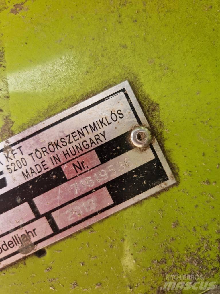 CLAAS Lexion 670 Derliaus nuėmimo kombainai